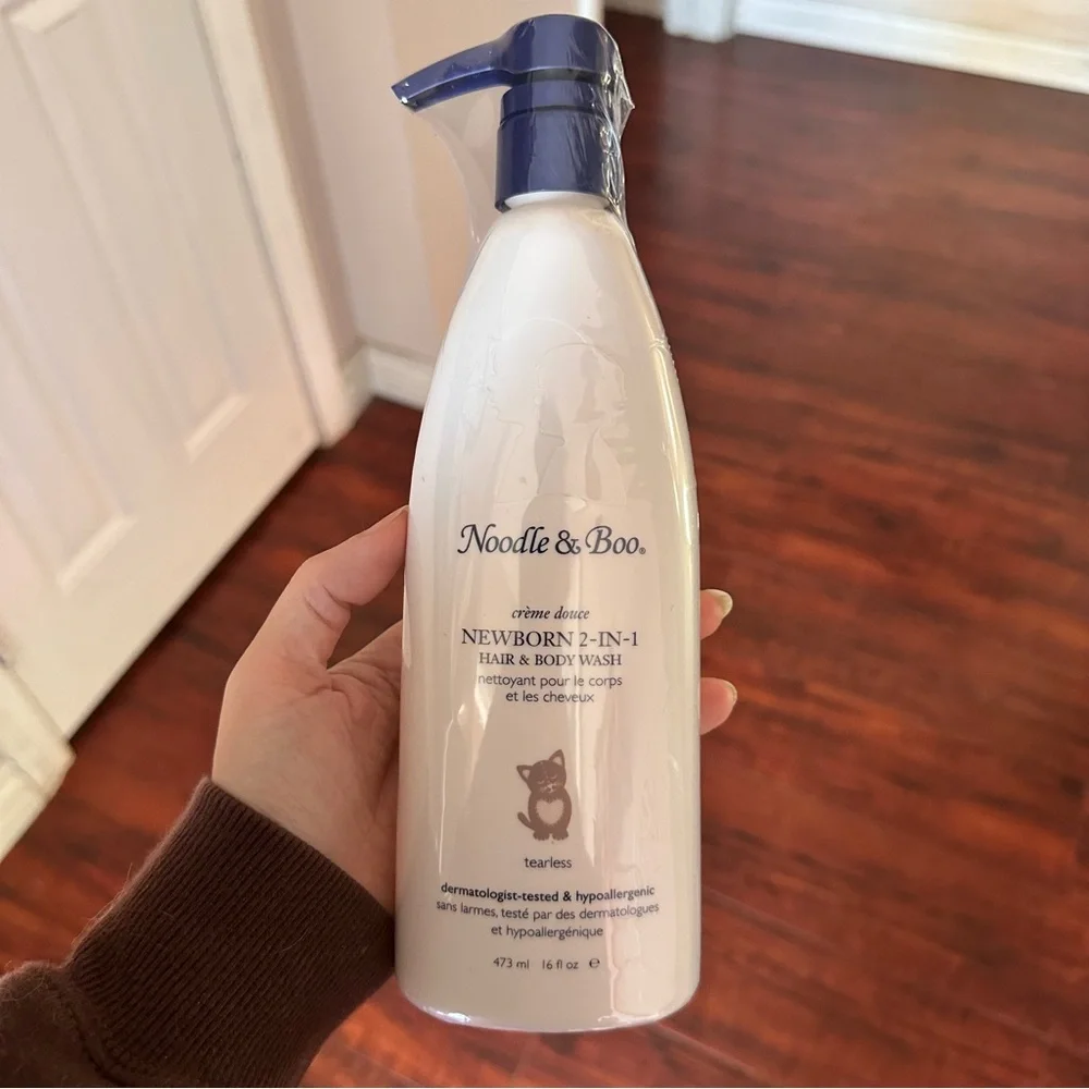 NOODLE & BOO Newborn 2 in 1 Hair & Body Wash 16 oz.